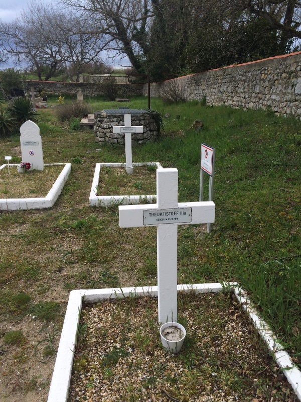 Могилы русских солдат на острове д’Экс f380995c31fd6c0eb73d99b69f227eeb.jpeg