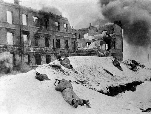 Сталинград. Бои шли за каждый дом, 1943г. Фото Георгия Липскерова