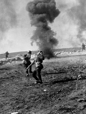 Бой на подступах к Москве, 1941г. Фото Анатолия Гаранина