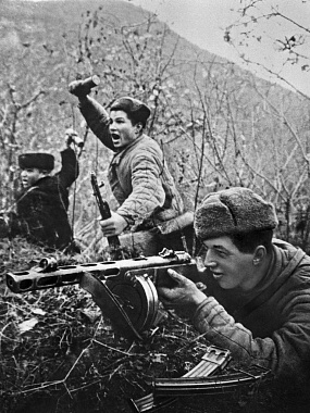 Бои под Туапсе, 1942 г.	 Фото Алексея Межуева