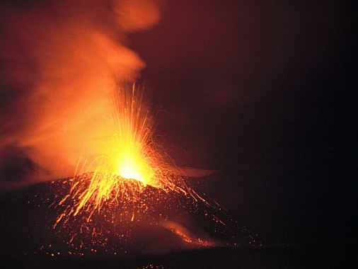 Камчатка. Вулкан Алаид. Фото Игоря Вайнштейна